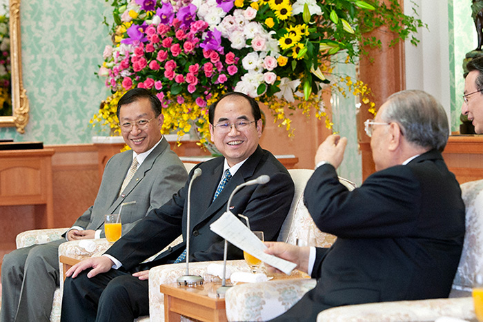 이케다 선생님과 마민 전 화중사범대학교 총장의 만남